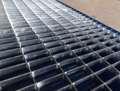 Stahl-Auffangwanne / Spill-Palette SBRB für 4 Fässer – 270 Liter