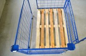 Stahl-Palettenaufsatzrahmen mit Klapptür – klappbar & stapelbar, H 1200 mm, 1200 × 800 mm, RAL 5010, 1000 kg
