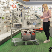 Chariot d'entrepôt  132x43x112cm large plateau 400Kg