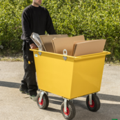 Container on wheels 400L for construction material or waste Container on wheels 400L for construction material or waste