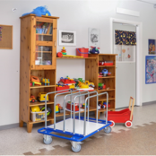 Plattenwagen Light 100 × 70 cm mit 5 Trennbügeln – 150 kg