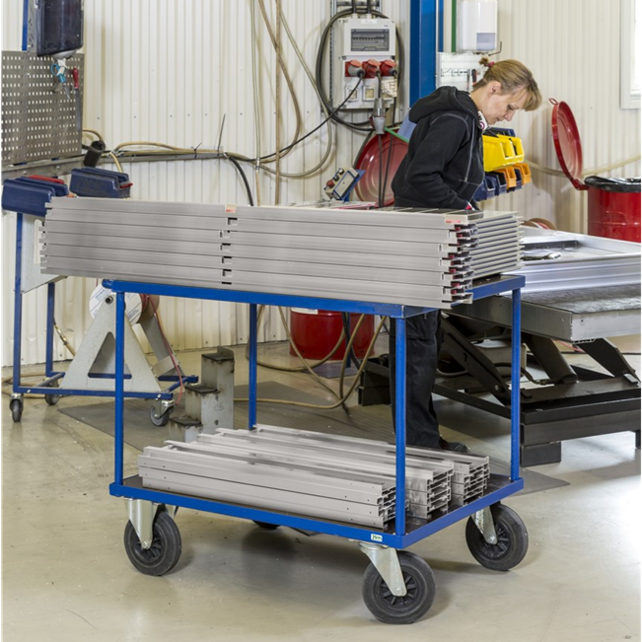 Tafelwagen rolplateau 1300x800x890 mm duwbeugels tafel trolley