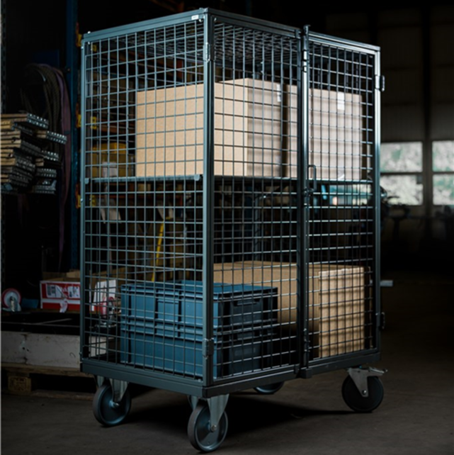 Diebstahlsicherer Rollcontainer mit Schiebebügel 1332 × 821 × 1765 mm, Tragkraft 500 kg