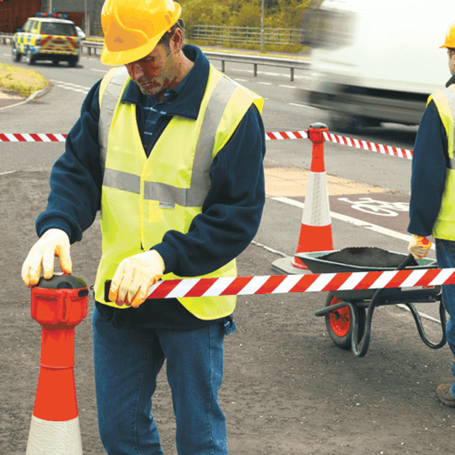 Support à sangle rétractable pour cône de signalisation 9 mètres - plusieurs couleurs