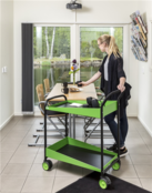 Servicewagen mit Soft-Grip, 2 Ablageflächen, 866 × 455 × 980 mm