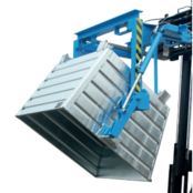 Tilting Traverse BST for stacking tippers with forklift Tilting Traverse BST for stacking tippers with forklift
