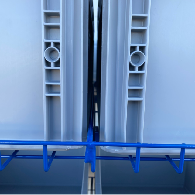 Chariot de Préparation de Commandes avec 3 Étagères Inclinées en Fil Métallique et Poignées – 1300 x 650 x 1900 mm