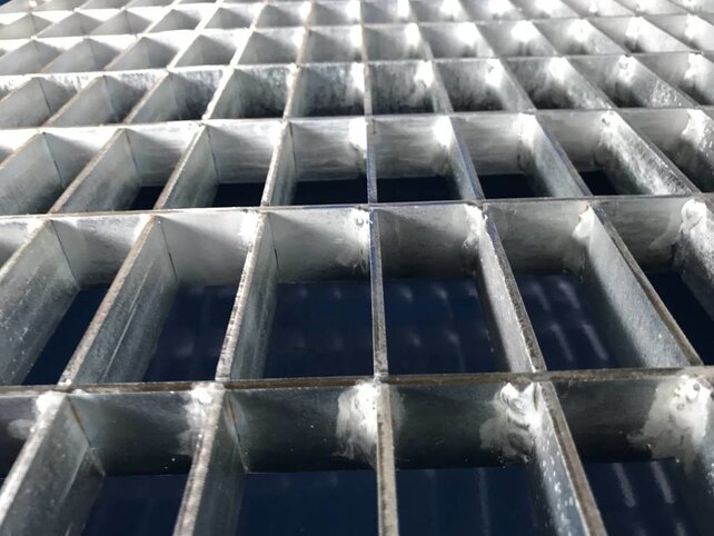 Palette de rétention en acier avec bac de récupération pour 1 fût de 210L - 70L