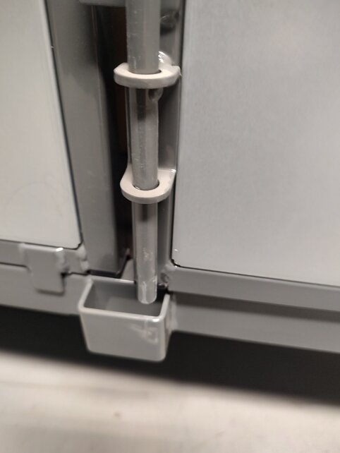 Sicherheits-Rollcontainer mit Stahlwänden 1332 × 821 × 1765 mm
