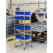 Chariot porte-bacs 8 niveaux 460 x 590 x 1880 mm - 150 kg - avec freins