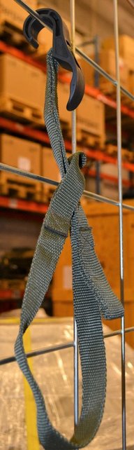 Sangle pour roll conteneur attache