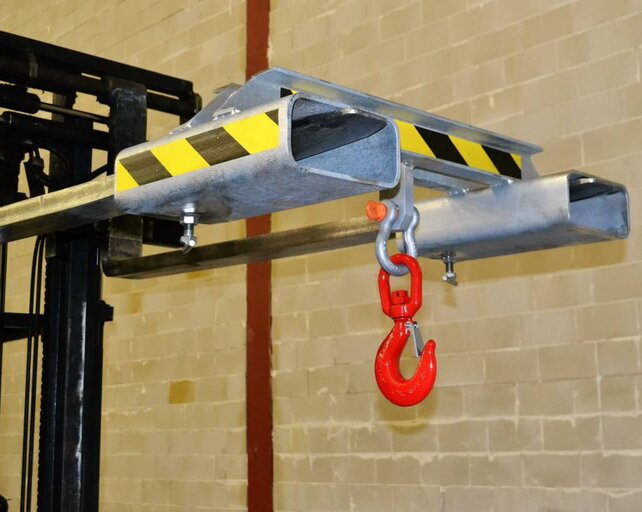 Lasttraverse mit drehbarer Lasthaken 4150 kg für Gabelstapler