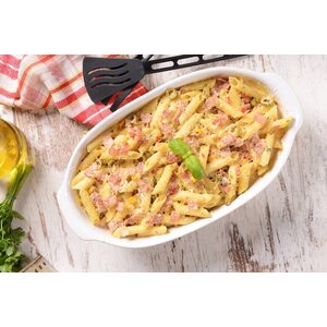 Macaroni met tonijn, courgette en kaassaus