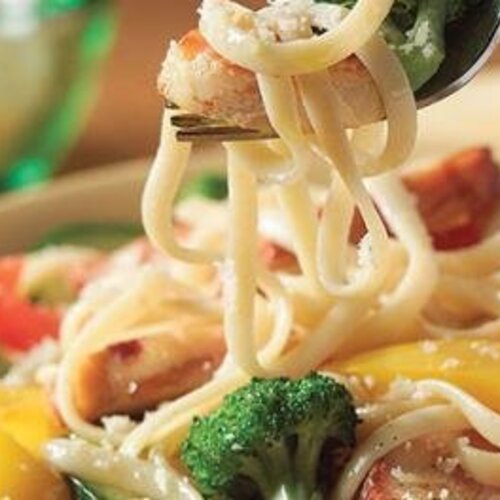 Pasta Primavera met biefstukreepjes en groenten Pasta Primavera met biefstukreepjes en groenten