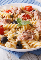 Tonijnschotel met gnocchi-pasta, arrabiata saus & groenten