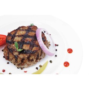 Burger, aardappeltjes, worteltjes & doperwtjes (V)