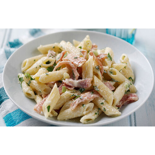 Penne carbonara met rauwkostsalade