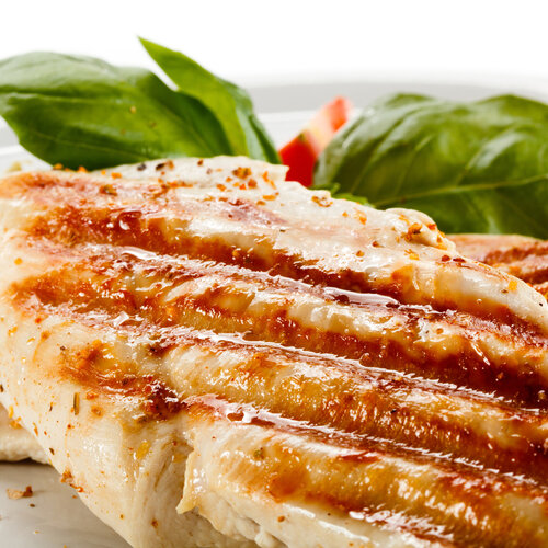 Kipfilet met jus, andijvie a la creme en gekookte aardappels