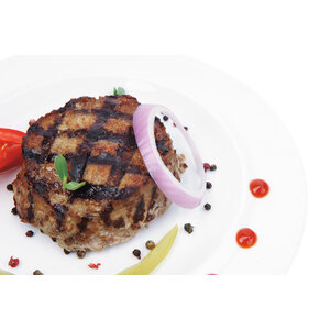 Wildburger, haricot verts & aardappeltaartje