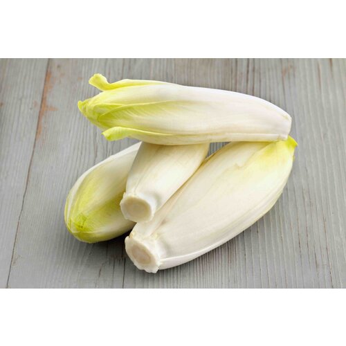 Houthakkerssteak, witlof en aardappels Houthakkerssteak, witlof en aardappels
