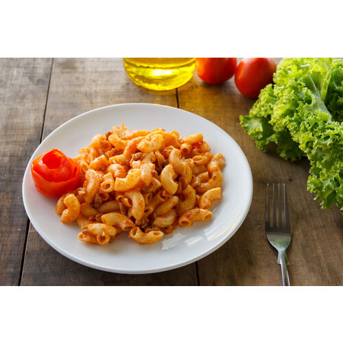 Macaroni bolognese + rauwkost Macaroni bolognese + rauwkost