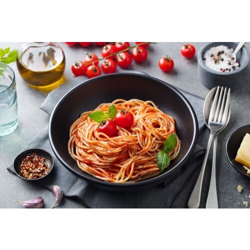 VEGA Spaghetti Bolognese + rauwkost VEGA Spaghetti Bolognese + rauwkost