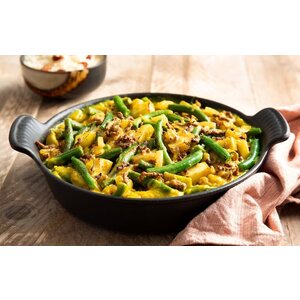 Bobotie, sperziebonen & rozijnen met rijst