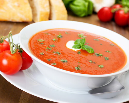 November = soepmaand Chinese tomatensoep met kip € 2,50