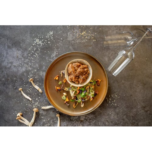 Coq au vin, stamppot bospaddenstoelen & rucola