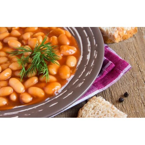 Kipfilet, witte bonen in tomatensaus & aardappels Kipfilet, witte bonen in tomatensaus & aardappels