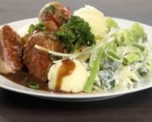 SMALL Slavink jus spitskool +saus puree