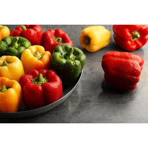 Gevulde paprika en aardappelpuree met bieslook