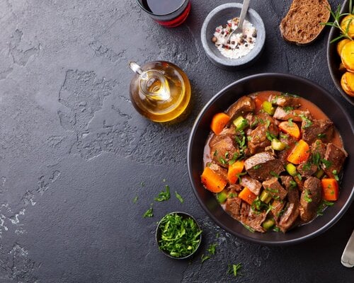 VEGA Winterstoof met spruitjes en aardappelpuree
