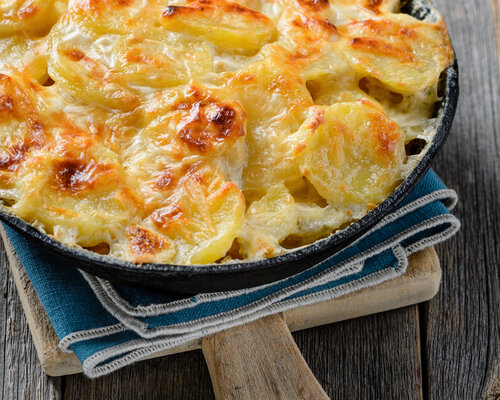Varkenshaas in rode wijnsaus, Italiaanse grill groente & aardappelgratin