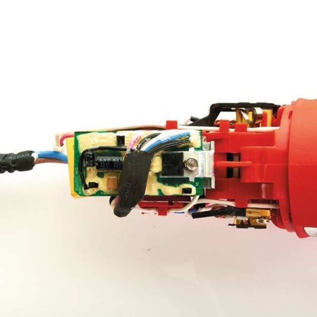 Milwaukee Haakse slijper AGV17-125XC DMS 1750W