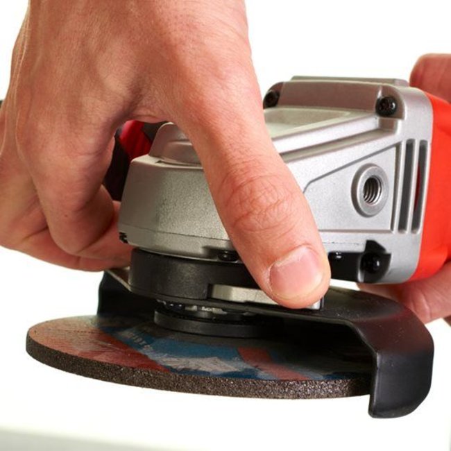 Milwaukee Haakse slijper AGV13-125XSPDE 1300W