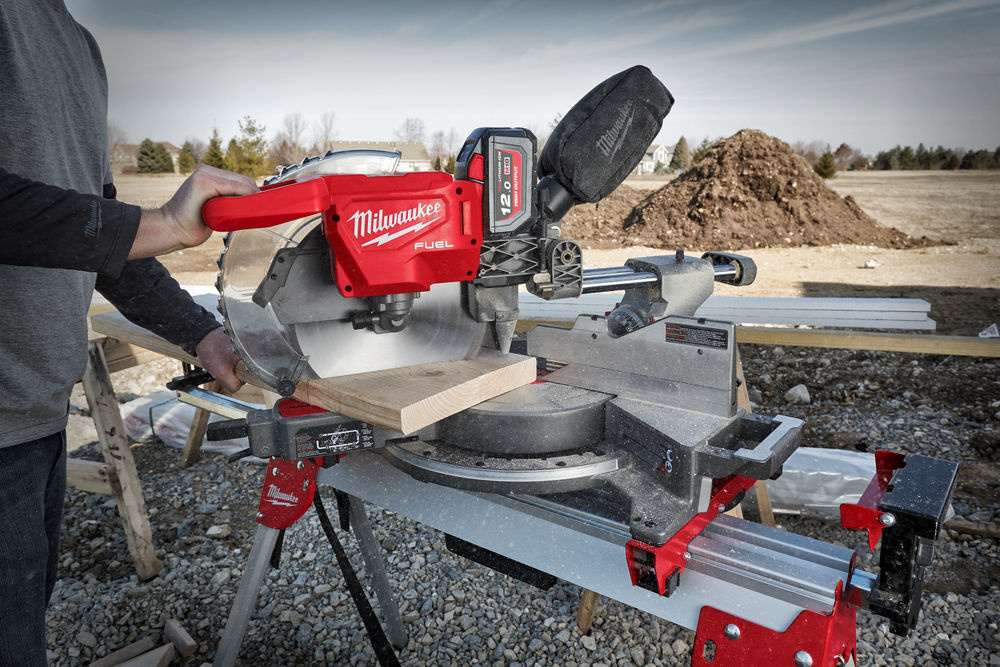 Milwaukee M18FMS305 121 FUEL Afkortzaagmachine 305mm ZBM Nederland B V 