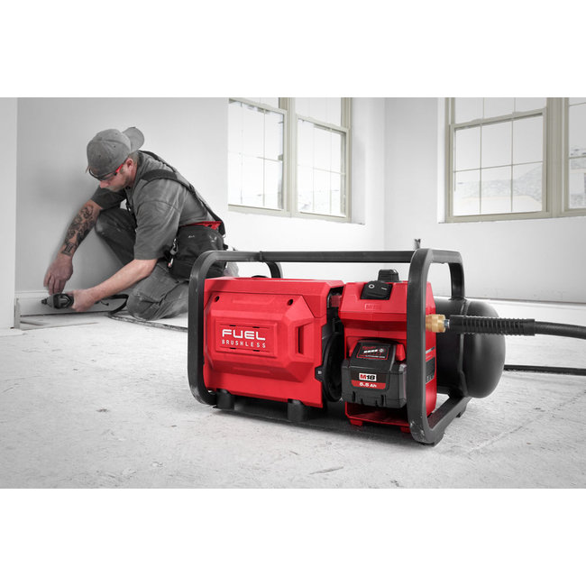 Milwaukee M18FAC-0 Fuel Accu Compressor