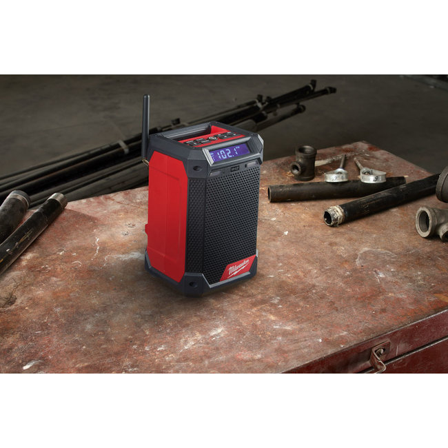 Milwaukee M12RCDAB+-0 DAB+bouwradio / incl. acculader