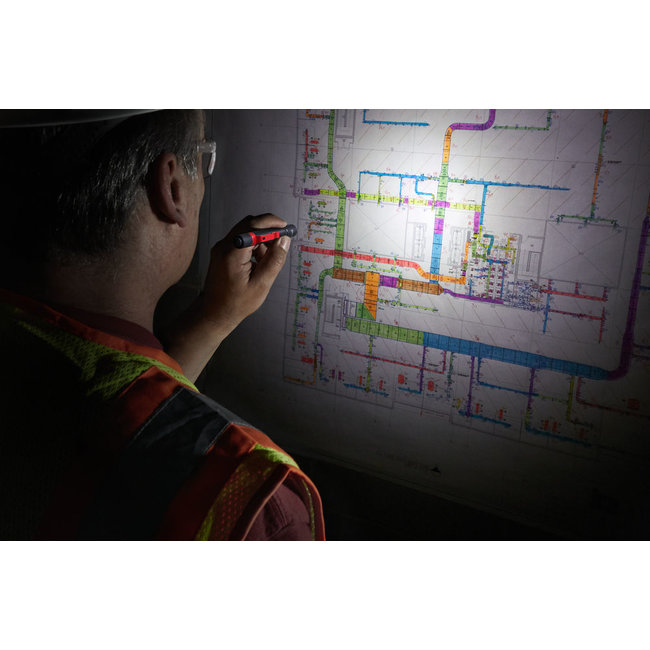 Milwaukee IPL-LED alkaline zaklamp aluminium