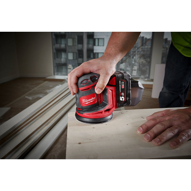 Milwaukee M18BOS125-502B excentrische schuurmachine