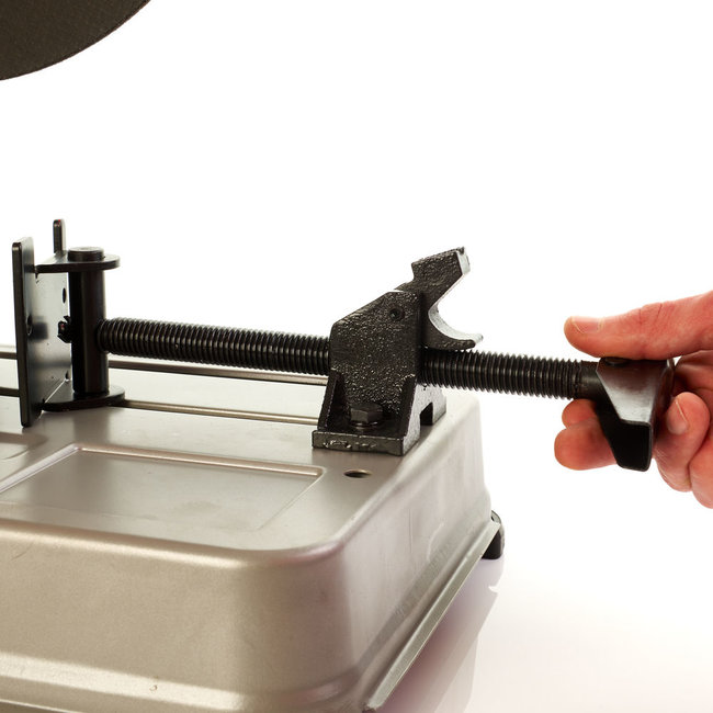 Milwaukee Afkortzaagmachine CHS355