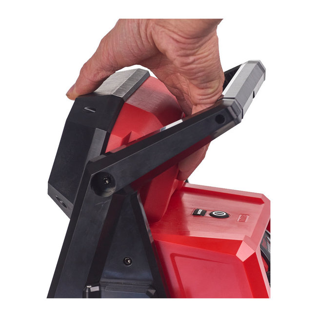 Milwaukee M18HOAL-0 high output area lamp