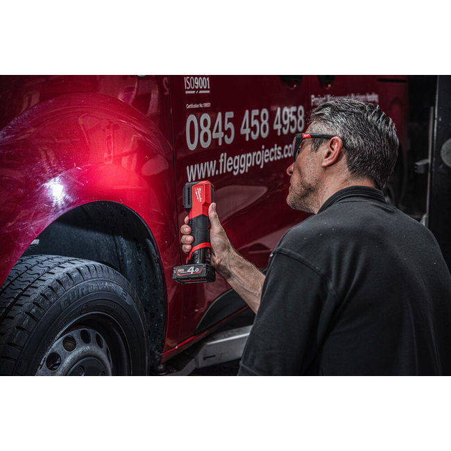 Milwaukee M12CML-401  COLOUR MATCHING LIGHT