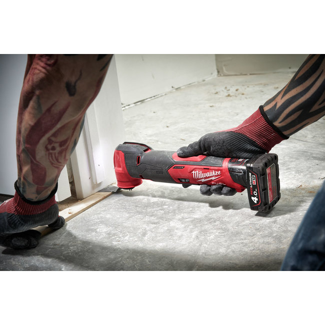 Milwaukee M12FMT-422X FUEL multitool