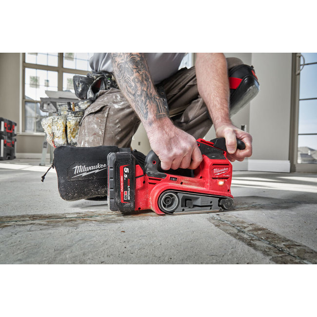 Milwaukee M18FBTS75-0 FUEL Bandschuurmachine