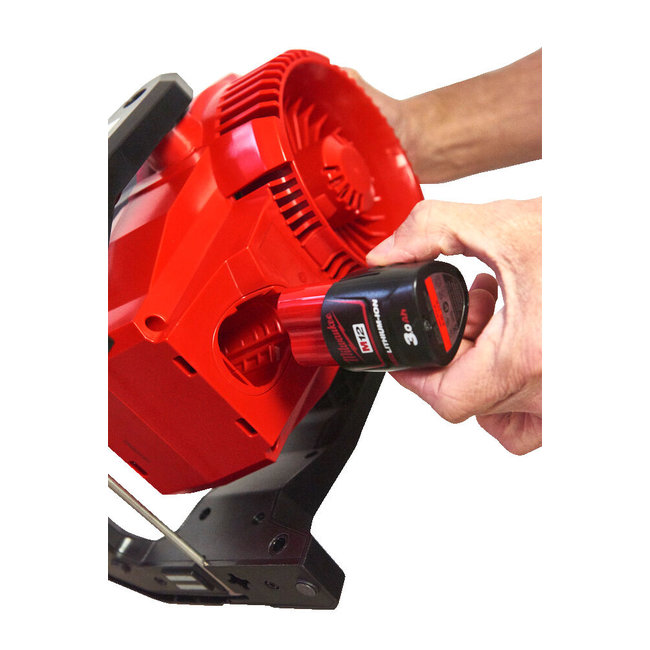 Milwaukee M12AF-0 ventilator