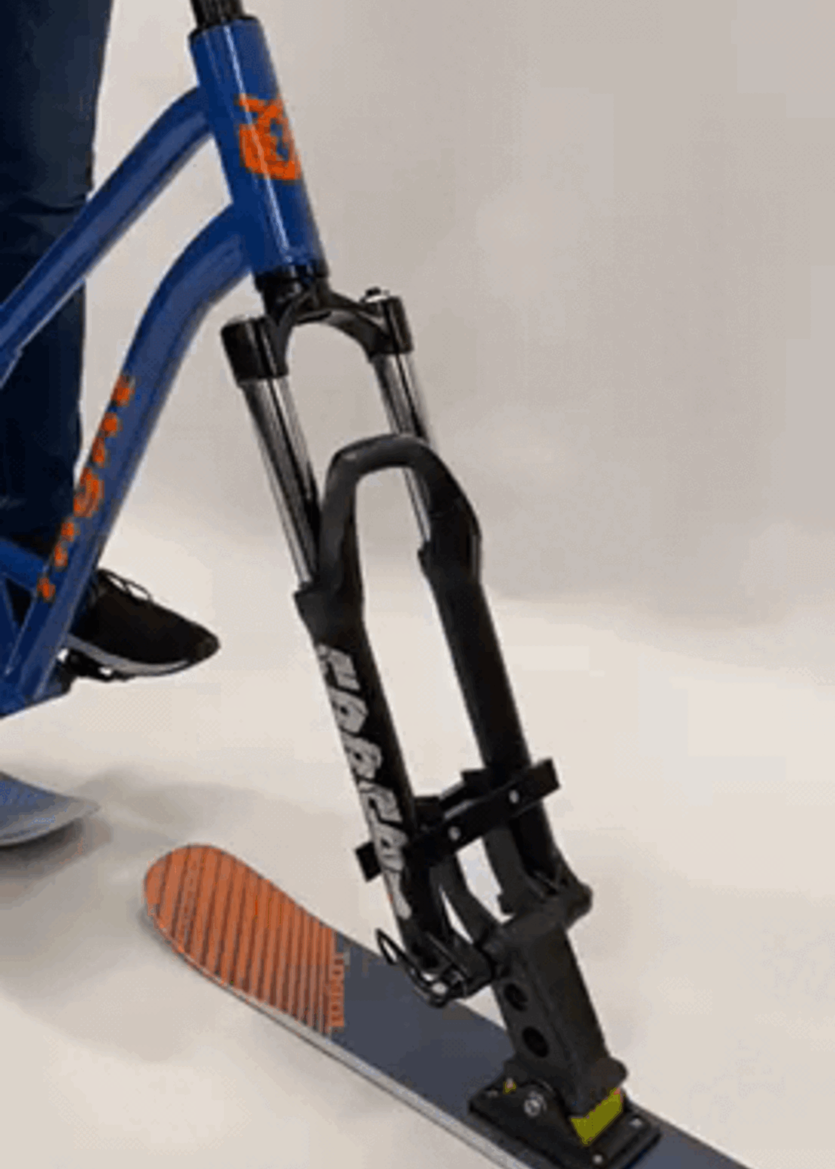 TNGNT TNGNT Carve 2.0 Skibike met MTB downhill demper