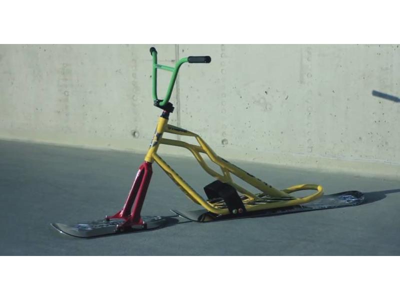 Snowbaar Snaker WORLD CUP snow scooter from Snowbaar