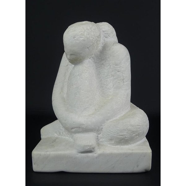 Reny de Graaf, Sitting woman, white marble